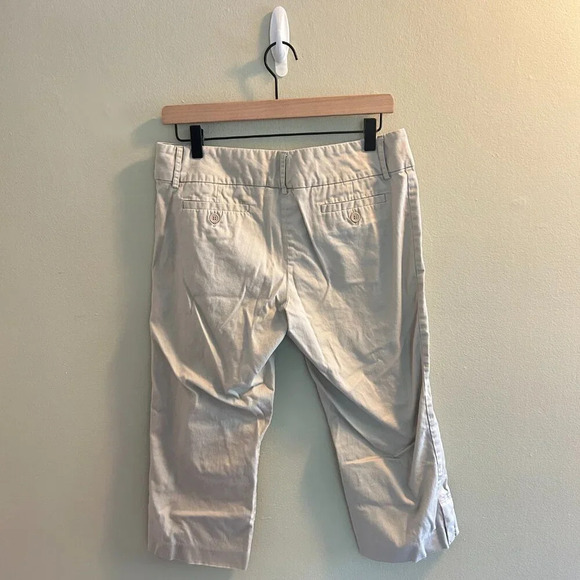 The Limited Drew Fit Khaki Capri Pants Size 10 Cropped Chinos Cotton Spring - Picture 2 of 9